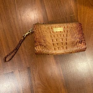 Camel colored croc embossed wristlet. In excellent condition, perfect for Fall!